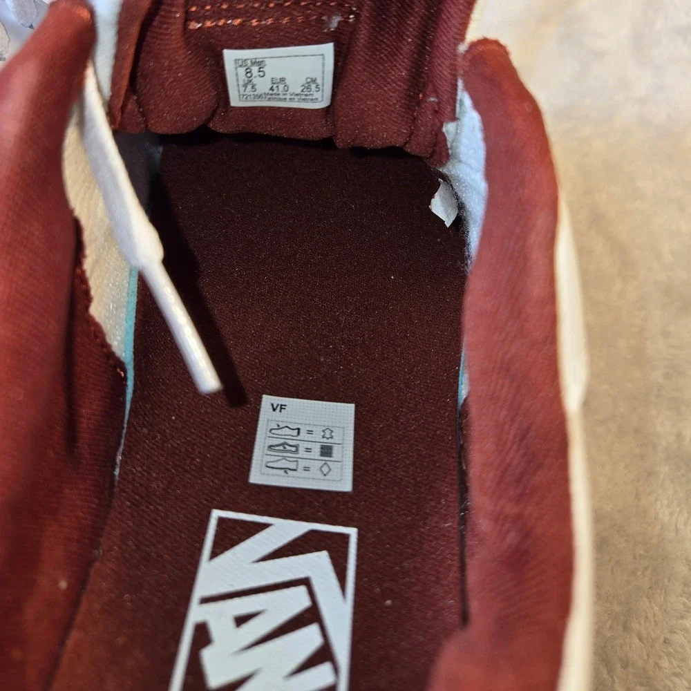 Vans Lowland CC White Burgundy ComfyCush Skate Sneakers Mens 8.5 VN0A4TUVBKA